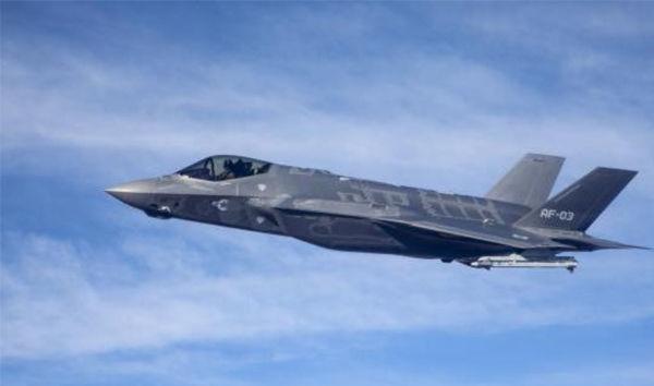 Murphy signs measure encouraging F-35s at ACY