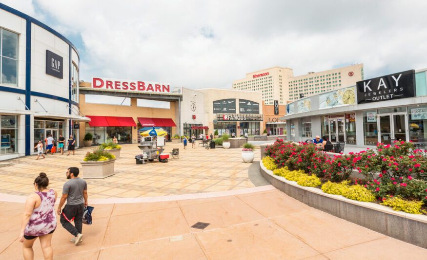 Tanger Outlets in AC supports music, tech initiatives at local schools
